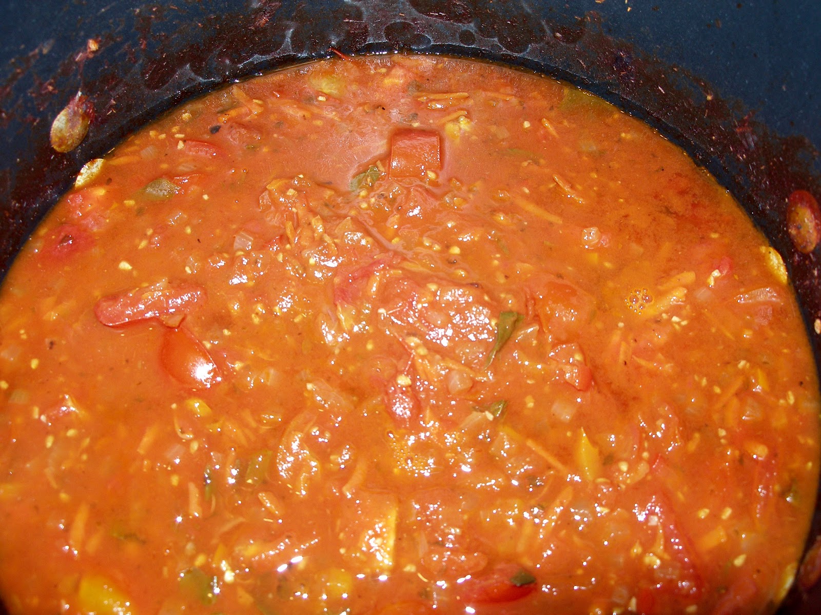 It's all good. Tomato Sauce (red sauce)