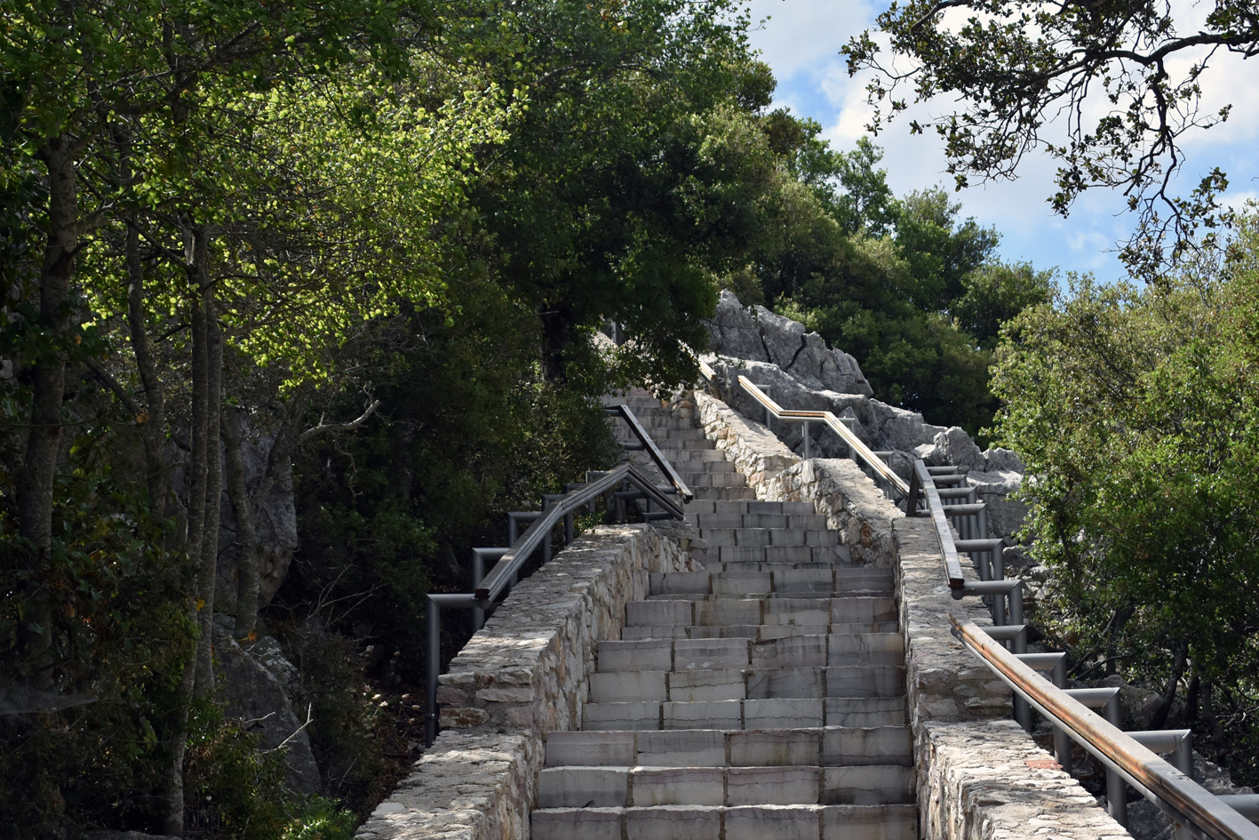 WINDSONG RIHLA (Journey 64) MANIAKI, MESSINIA, GREECE METAMORPHOSIS