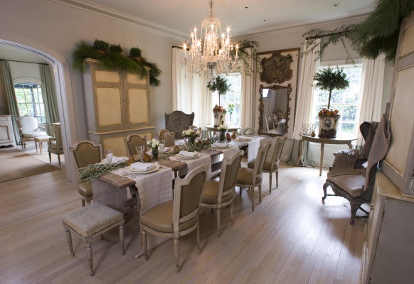 image Pam Pierce beautiful dining room Christmas decorated
