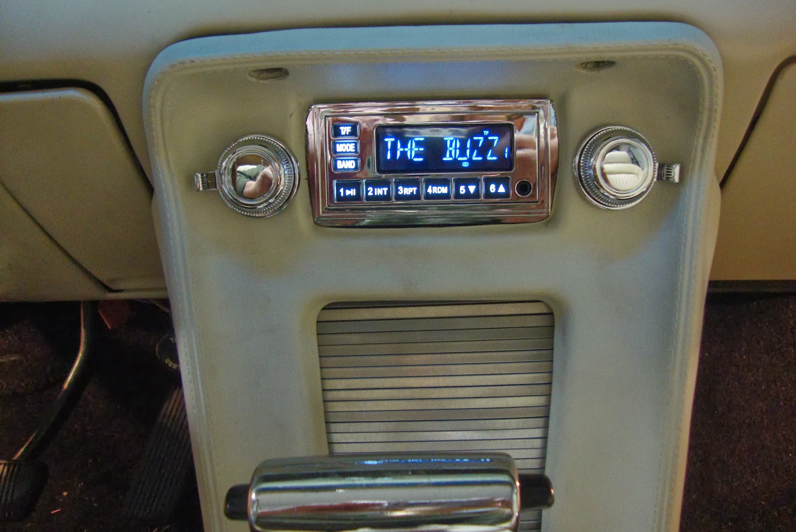 Which radio is best? - Vintage Mustang Forums