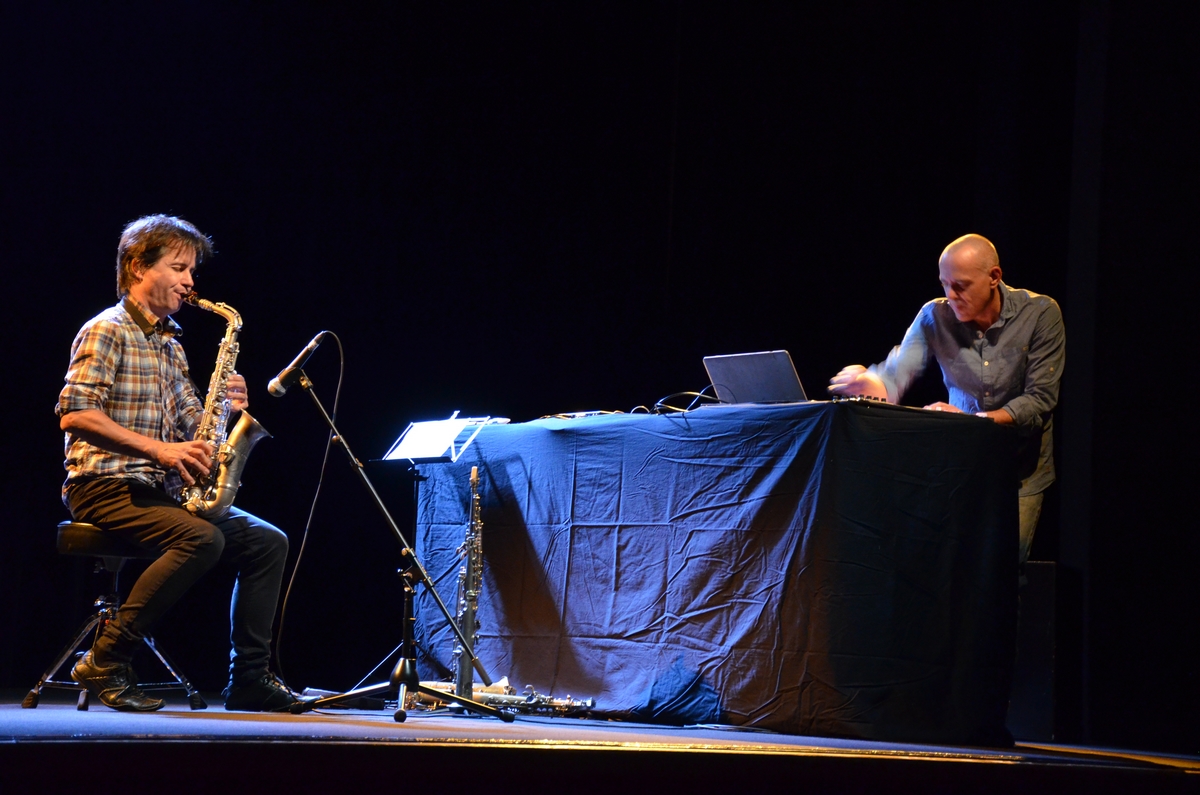 Esox Lucius DUO OLIVIER SENS GUILLAUME ORTI