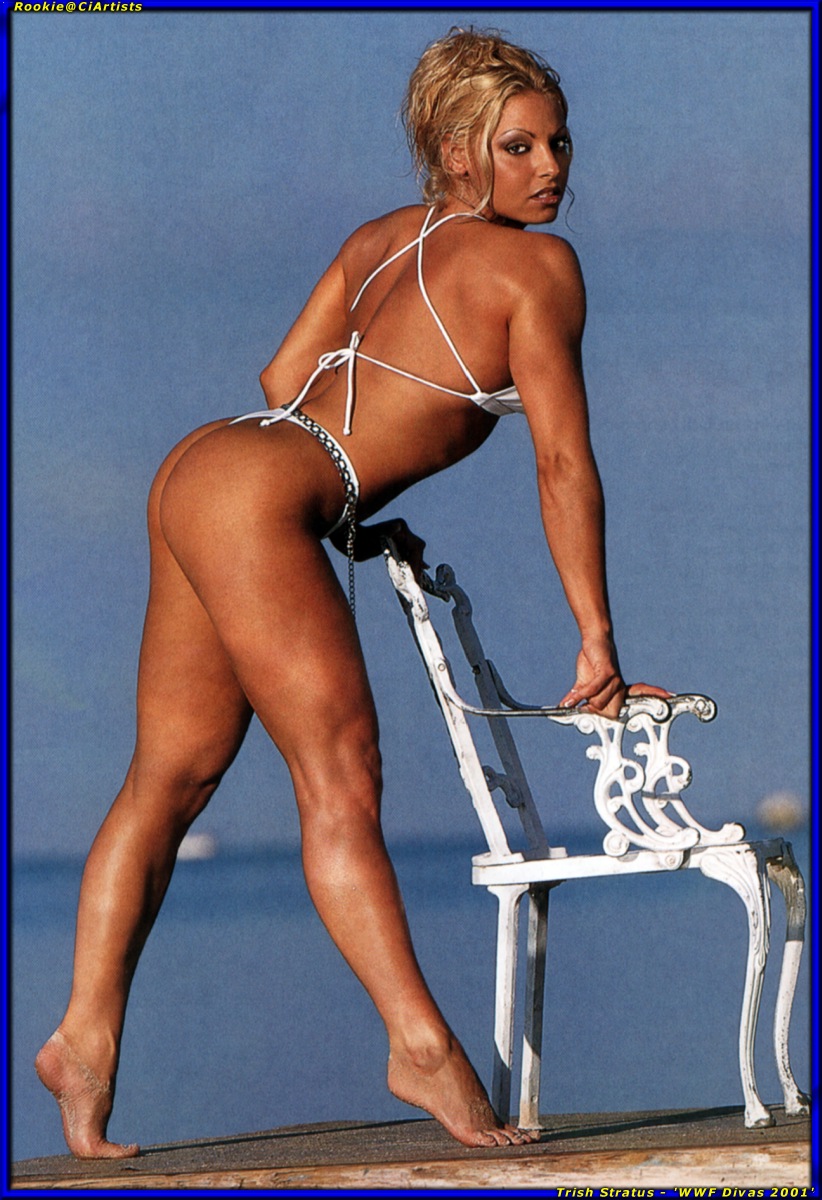■ 12-Trish Stratus.