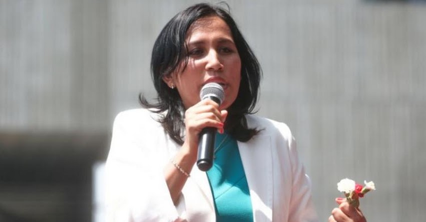 MINEDU: Es necesario el Currículo Nacional con enfoque de género para formar ciudadanos democráticos, no violentos y tolerantes a la diversidad (Flor Aideé Pablo Medina) www.minedu.gob.pe MINEDU: Es necesario el Currículo Nacional con enfoque de género para formar ciudadanos democráticos, no violentos y tolerantes a la diversidad (Flor Aideé Pablo Medina) www.minedu.gob.pe