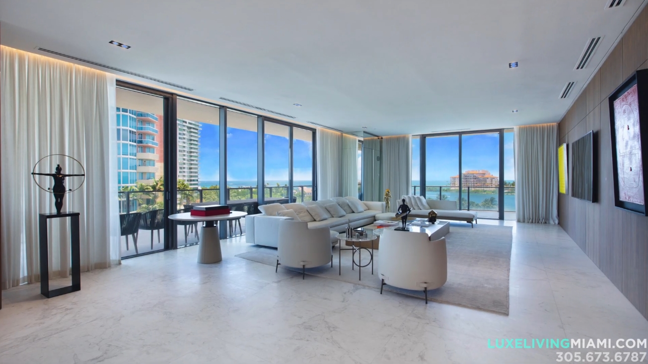28 Photos vs. APOGEE 701 South of 5th Street Miami - Luxury Condo & Interior Design Tour
