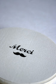 faire-part naissance moustache rétro chic papier japonais sur mesure raffiné fait main haut de gamme cadeau invité 