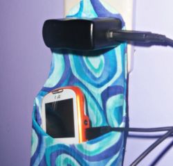 Cara Membuat Charge Holder Handphone dari Barang Bekas Cara Membuat Charge Holder Handphone dari Barang Bekas