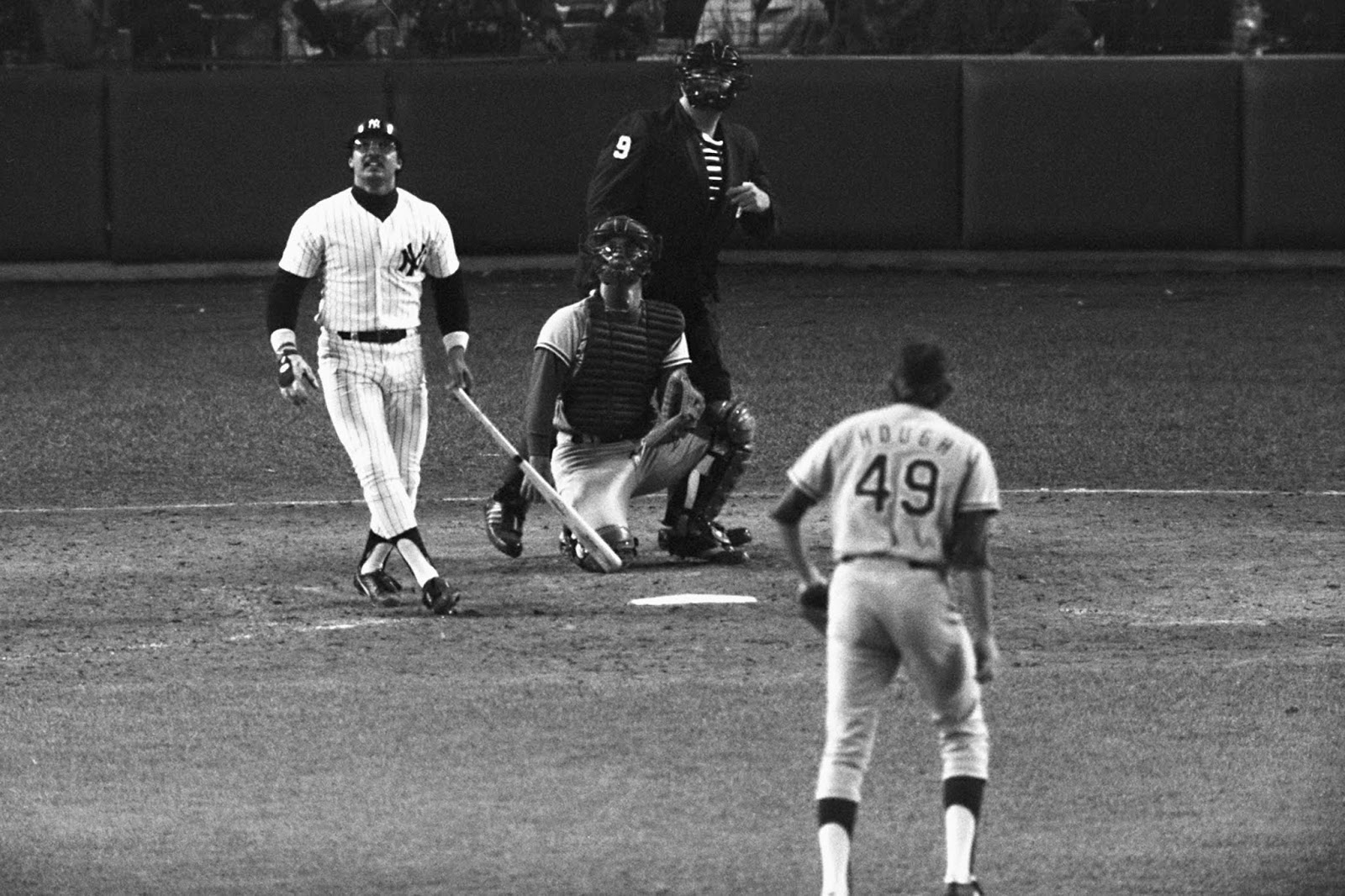 Commentary Reggie Jackson hits three home runs on three consecutive