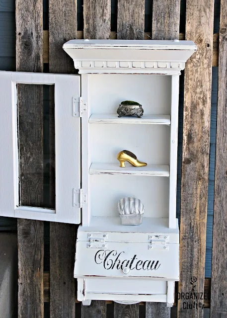 French Style Upcycle of a Thrifted Wall Curio #chalkpaint #stencil