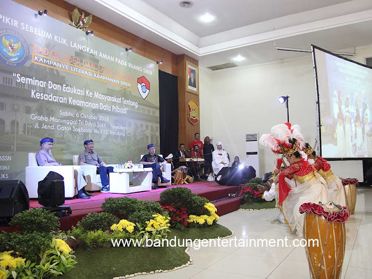 Seminar Kliks BSSN di Bandung
