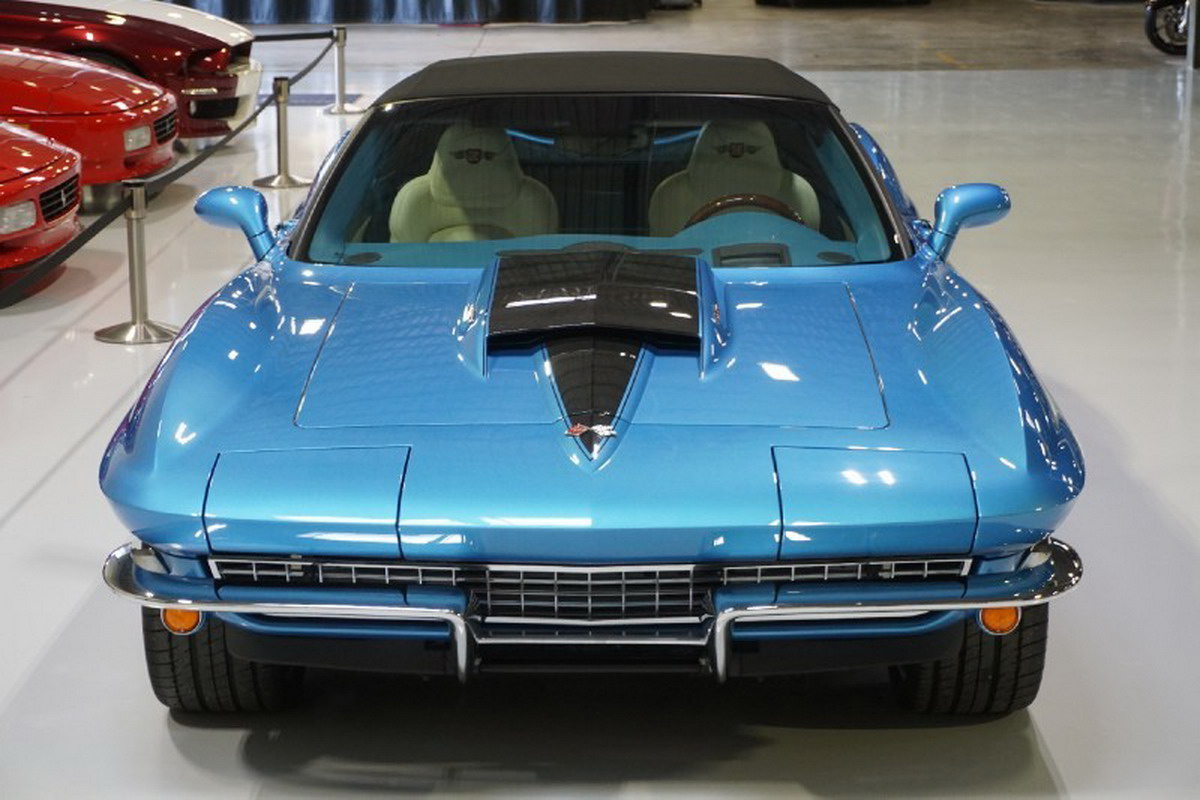 Corvette-Replica-3.jpg