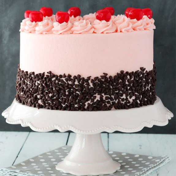 CHERRY CHOCOLATE CHIP CAKE #chocolatecake #cakerecipe CHERRY CHOCOLATE CHIP CAKE #chocolatecake #cakerecipe