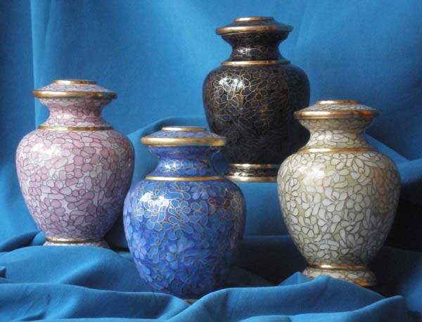 Rob Gutro's Ghosts and Spirits Blog: Q&A About Urns and Ashes