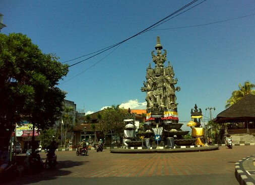 Kerta Gosa Bali , Kerta Gosa Pavilion , Kerta Gosa Ceiling , Bale Kambang Klungkung Bali , Klungkung Palace History 