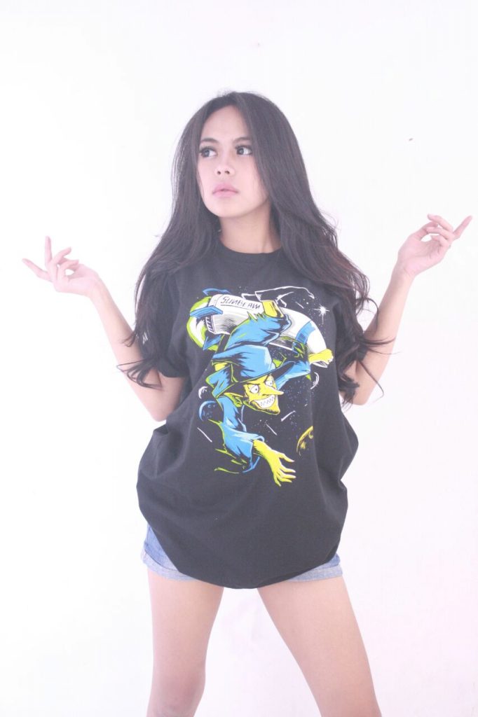 Foto Model Cewek Kaos Distro Bandung - Kumpulan Foto Model Distro