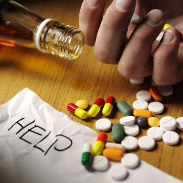 Foto Jangan Asal Minum Obat Antibiotik Untuk Gigi