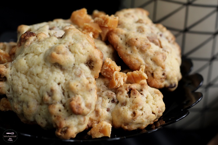 Zweierlei Müsli-Cookies mit Minze oder Karamell- Frühstück to go ...