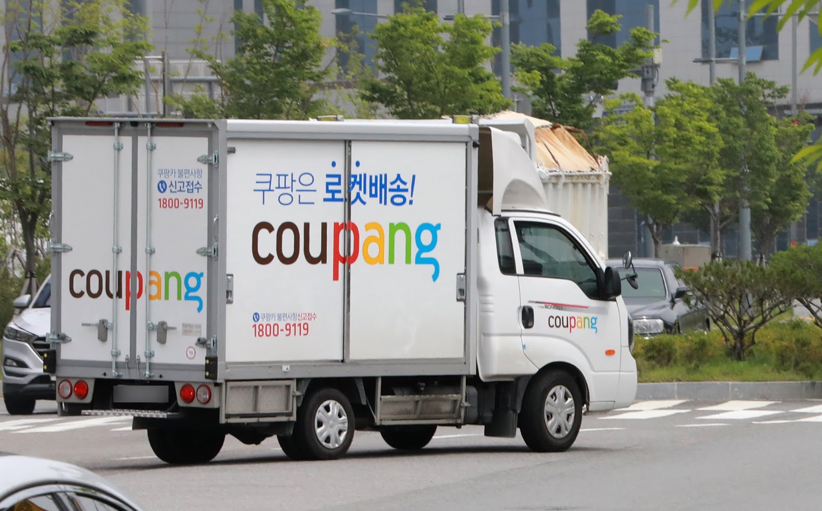 이미지에 대체텍스트 속성이 없습니다; 파일명은 origin_%25ED%2599%2595%25EC%25A7%2584%25EC%259E%25903%25EB%25AA%2585%25EB%25B0%259C%25EC%2583%259D%25ED%2595%259C%25EC%25BF%25A0%25ED%258C%25A1%25EB%25AC%25BC%25EB%25A5%2598%25EC%2584%25BC%25ED%2584%25B0.jpg 입니다.