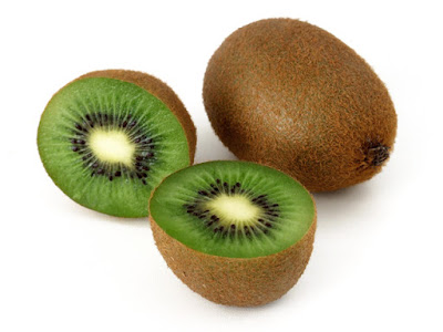 Cara Mudah Mencegah Penuaan Dini dengan Kiwi