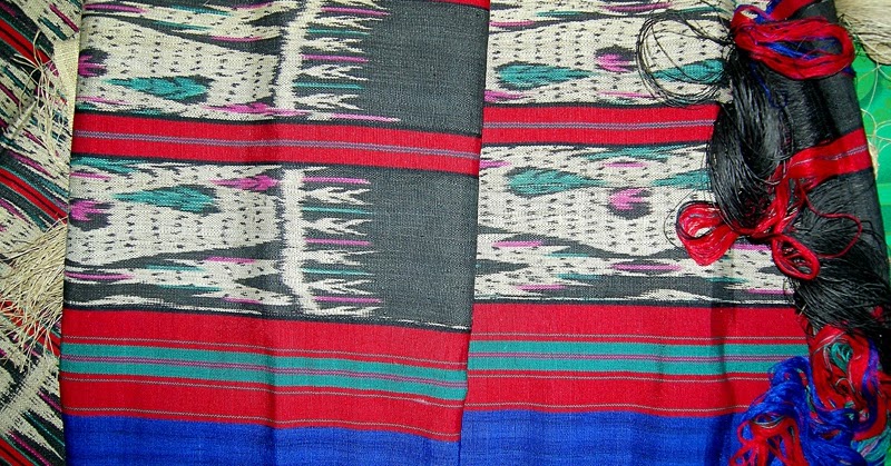 Batik Tenun Ulap Doyo Tenunan Khas Suku Dayak Benuaq