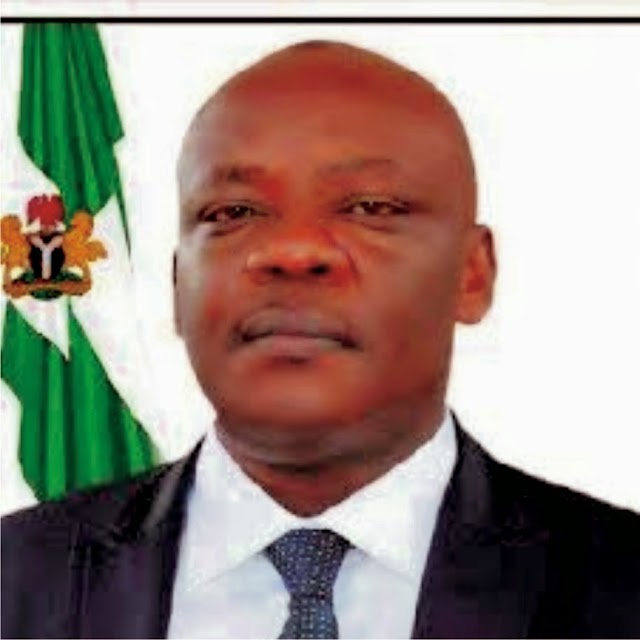 NEWS:CRISIS IN  MKPAT ENIN COUNCIL - CHAIRMAN EMBEZZLES SURE-P FUNDS
