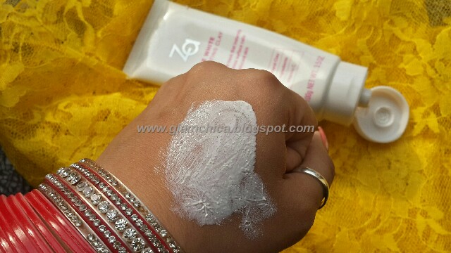 Budget Thursday : Za True White Exfoliating Clay Review, Price & Swatch