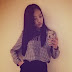 f(x) Victoria showcases her outfit in her latest photo