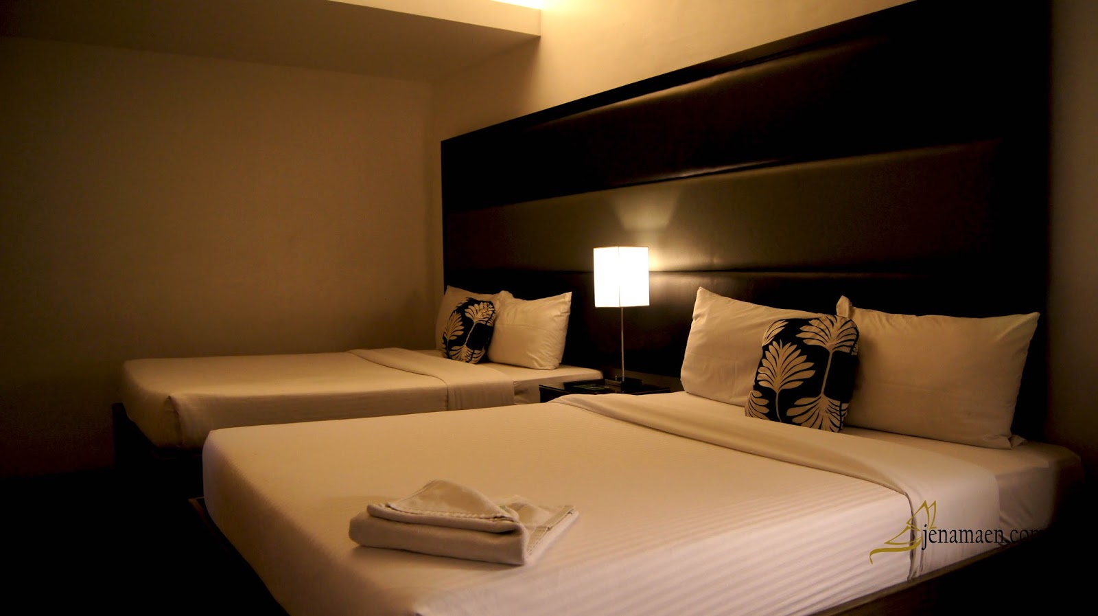 Hotel Rooms Near Las Vegas Strip Hotel Rooms Near Las Vegas Strip