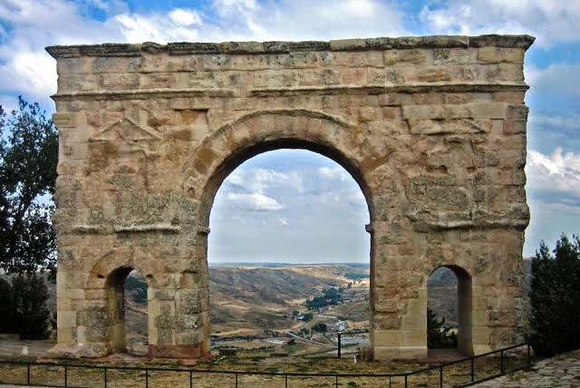 Hispania Romana. Arco de Medinaceli (Soria)