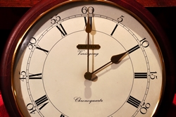 Das Anhalten der Zeit um 2:00 Uhr in der Nacht... Das Anhalten der Zeit um 2:00 Uhr in der Nacht...