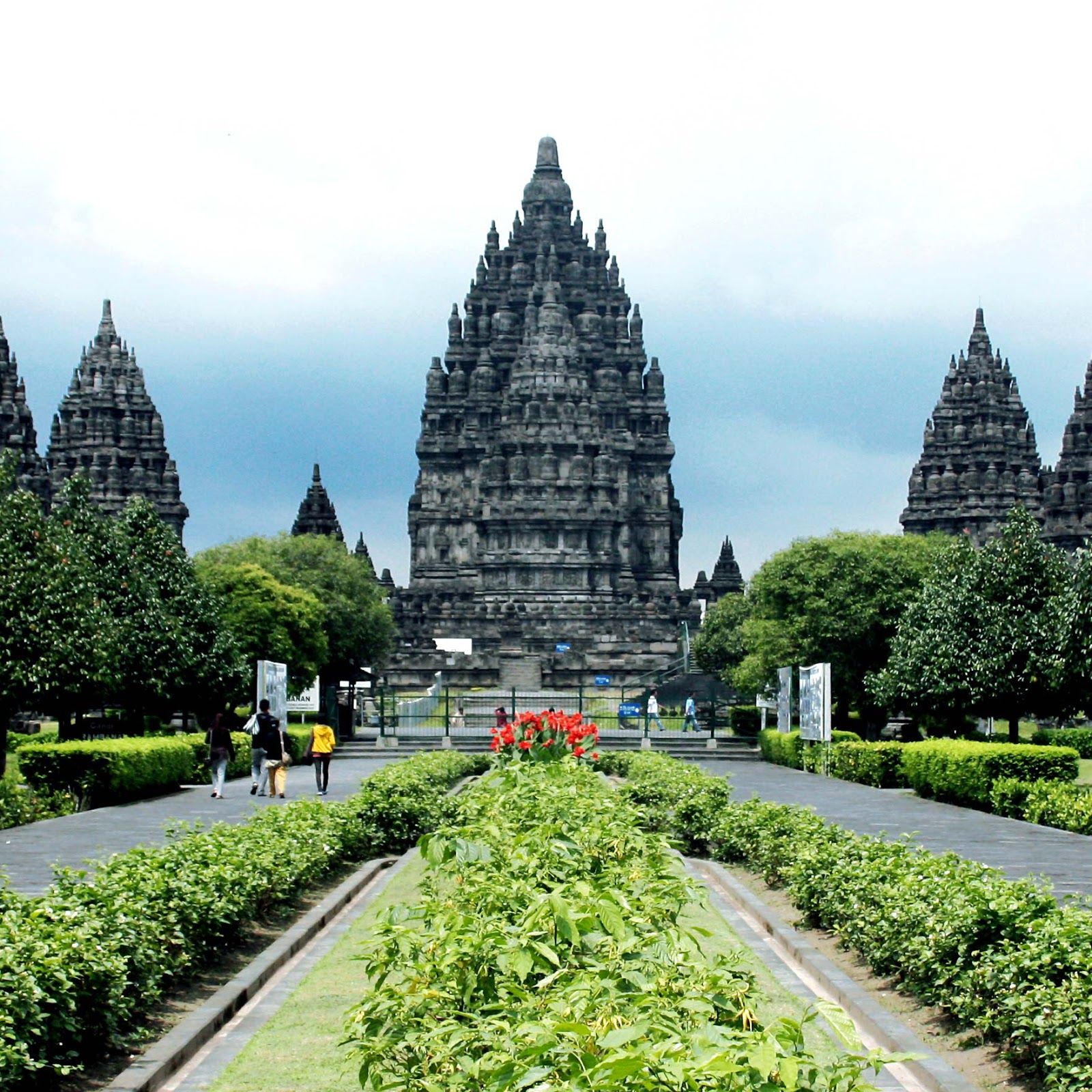 Keindahan Candi Prambanan