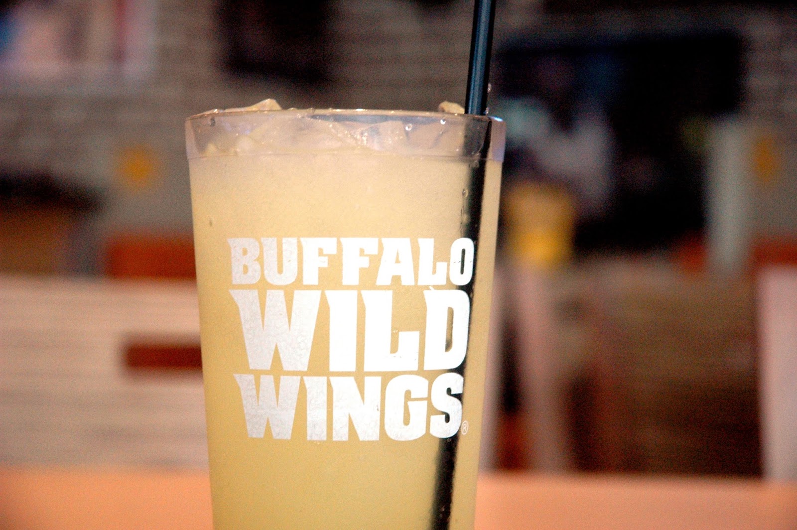 DUDE FOR FOOD: Changing the Game at Buffalo Wild Wings