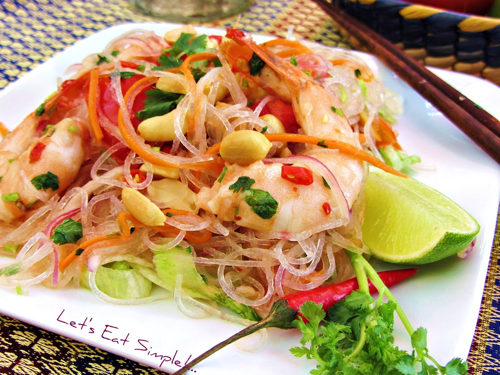 Oprechtheid Isoleren Picasso Let's eat......simple!: Yum-Woon-Sen Goong /Thai Spicy Glass Noodle Salad  with Shrimp