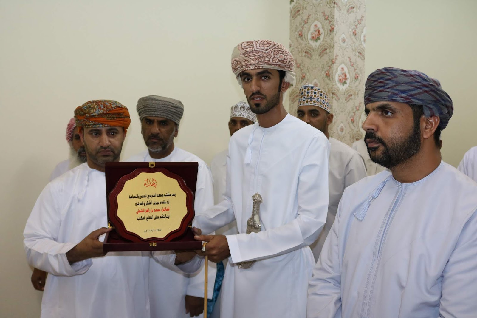 افتتاح مكتب وكالات السفر والسياحه لصاحبه جمعه بن عوض الجديدي بولاية