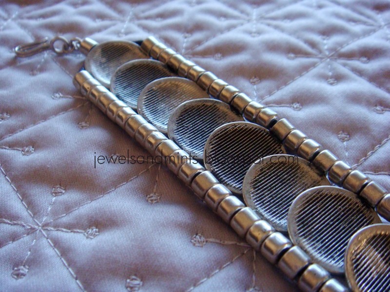 Jewels+Mints JewelMint's EverChanging Mumbai Bracelet Photos (4