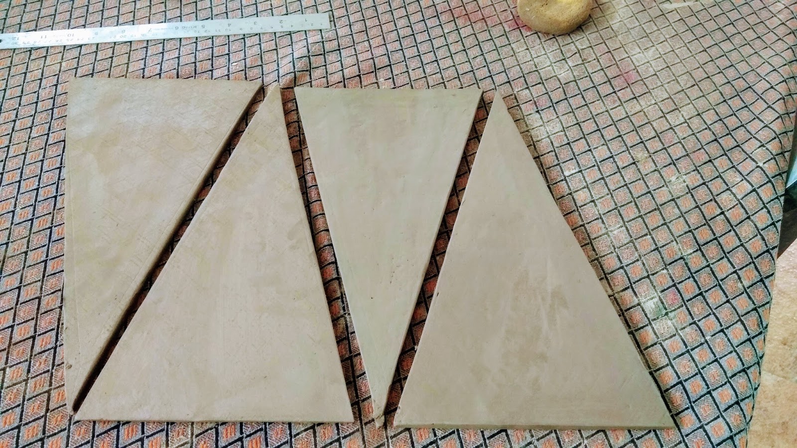 clay pyramid lamp