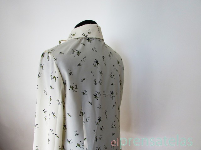 Blusa asimétrica Burda