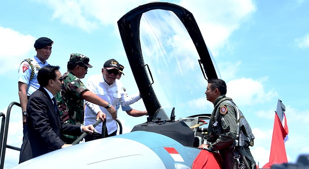 Serah Terima 24 Unit Pesawat Tempur F-16