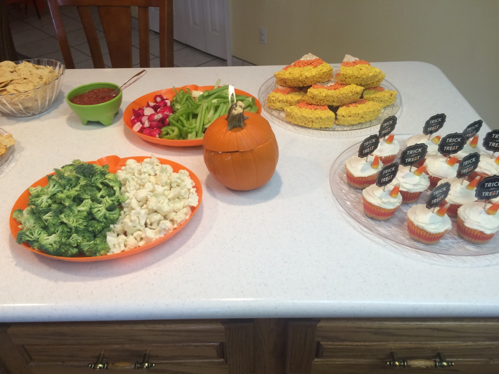 RuthAnne Strong: Halloween Party Ideas: Games, Food and Decorations