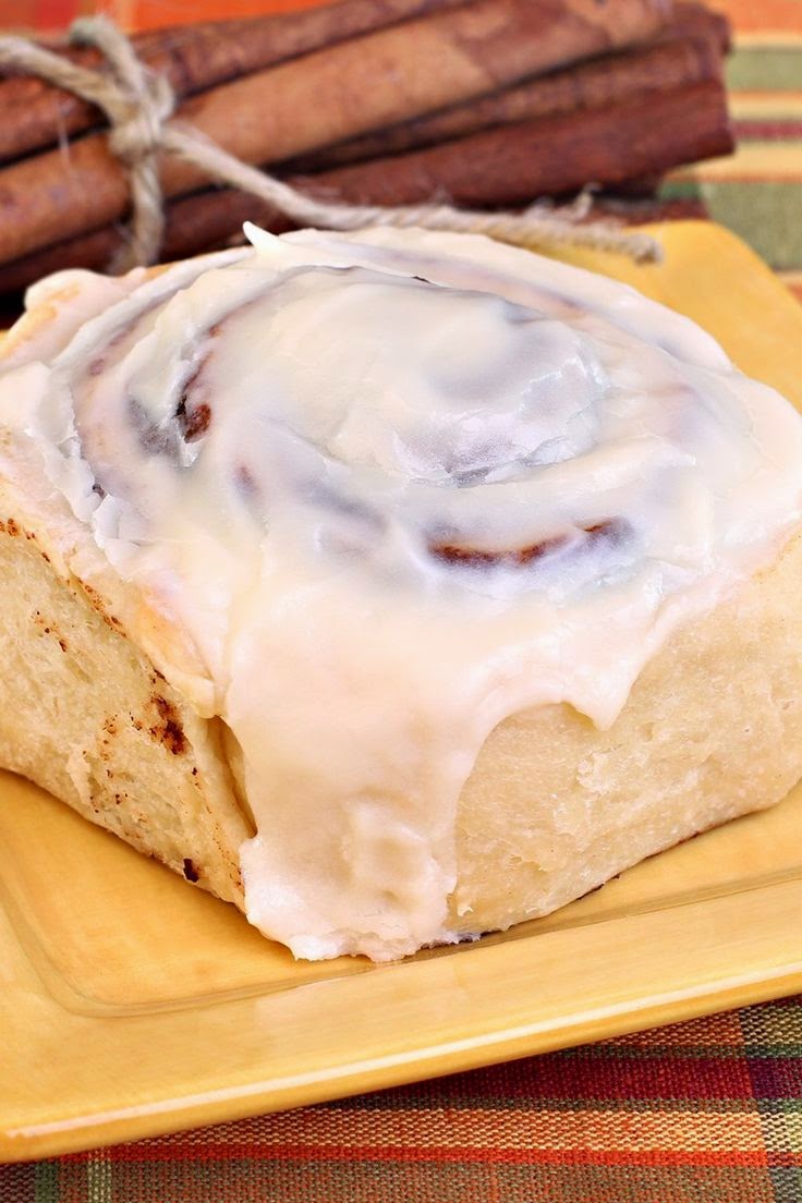 The Perfect Cinnamon Roll Icing - Girls Dishes