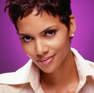 CELEBRITY WEIGHT LOSS & BREAST IMPLANTS: Halle Berry Measurements
