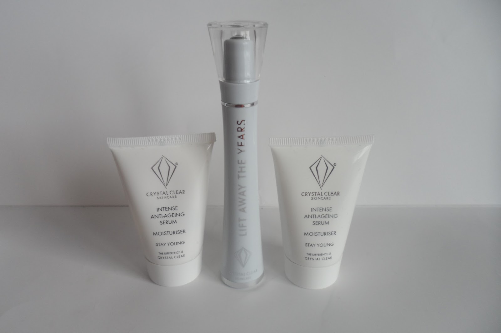 crystal clear intense anti ageing moisturiser