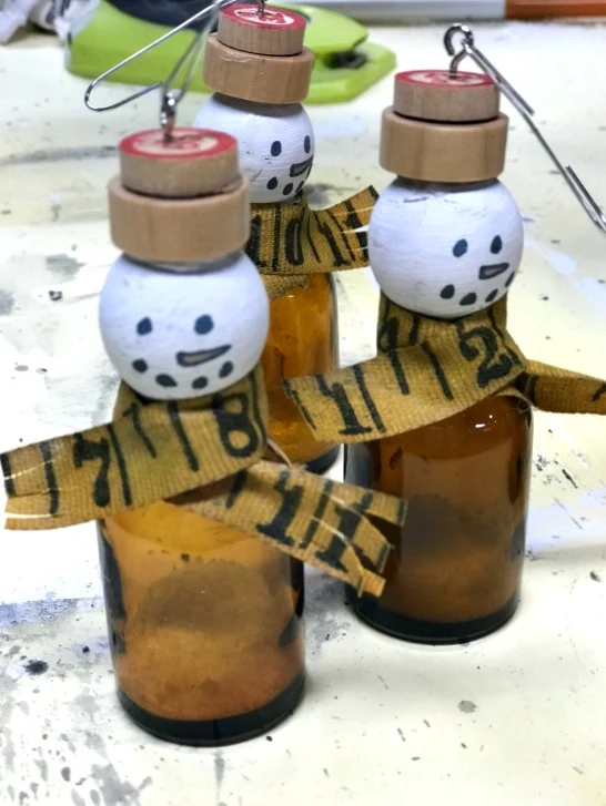 DIY Bottle Snowman Christmas Ornaments