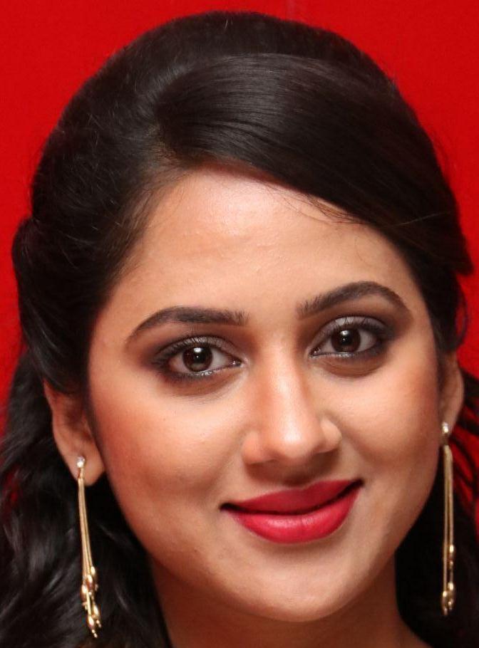 Tamil Actress Face Close Up Photos Mia George