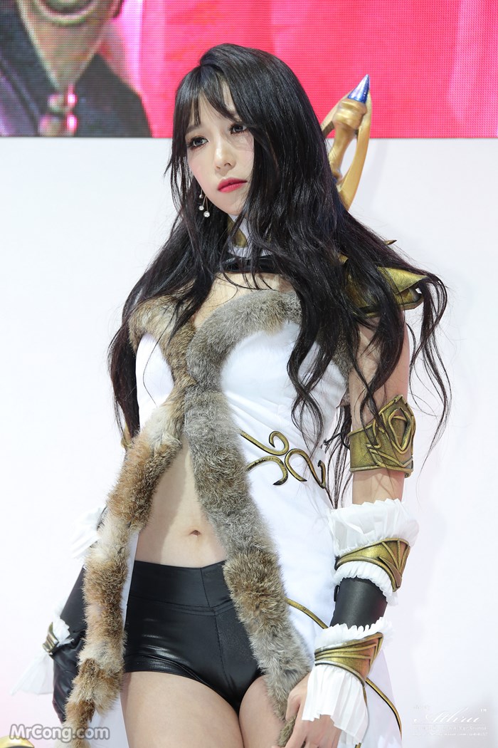 Lee Eun Hye&#39;s beauty at G-Star 2016 exhibition (45 photos) photo 2-9
