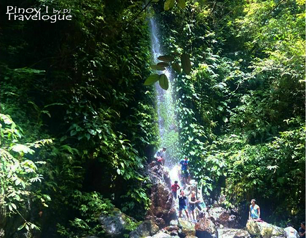 Small waterfall in sight before the "real" Mother Falls