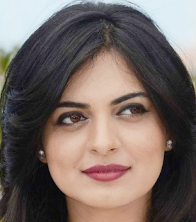 Niharika Singh hot, age, wiki, biography Niharika Singh hot, age, wiki, biography