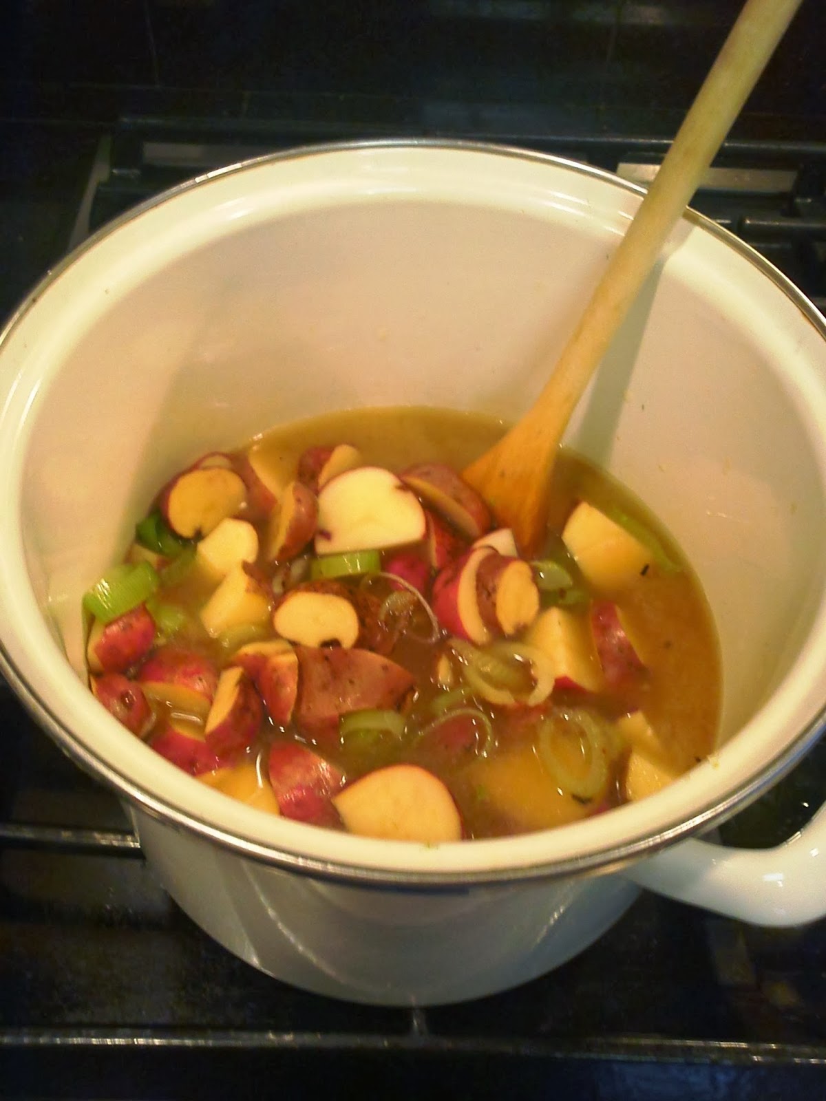 Urulai Kizhangu Kanji Potato And Leek Soup