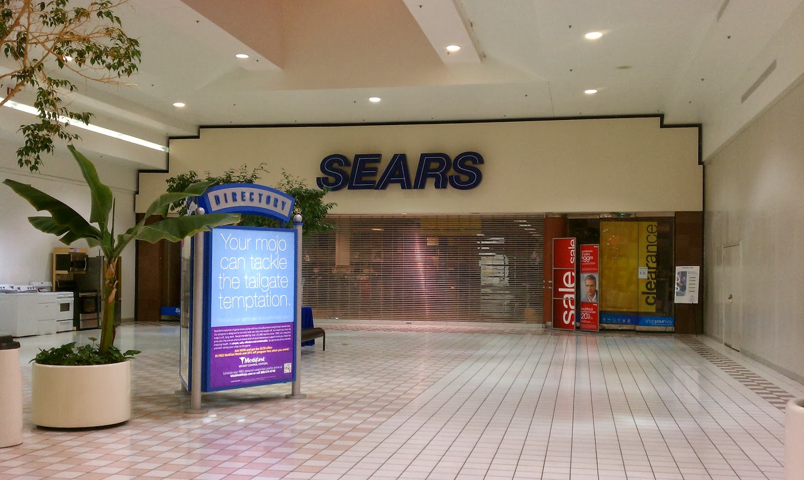 The Louisiana and Texas Retail Blogspot Mall of the Mainland March 20