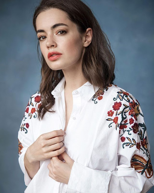 Lidia Savoderova Photos Lidia Savoderova Photos