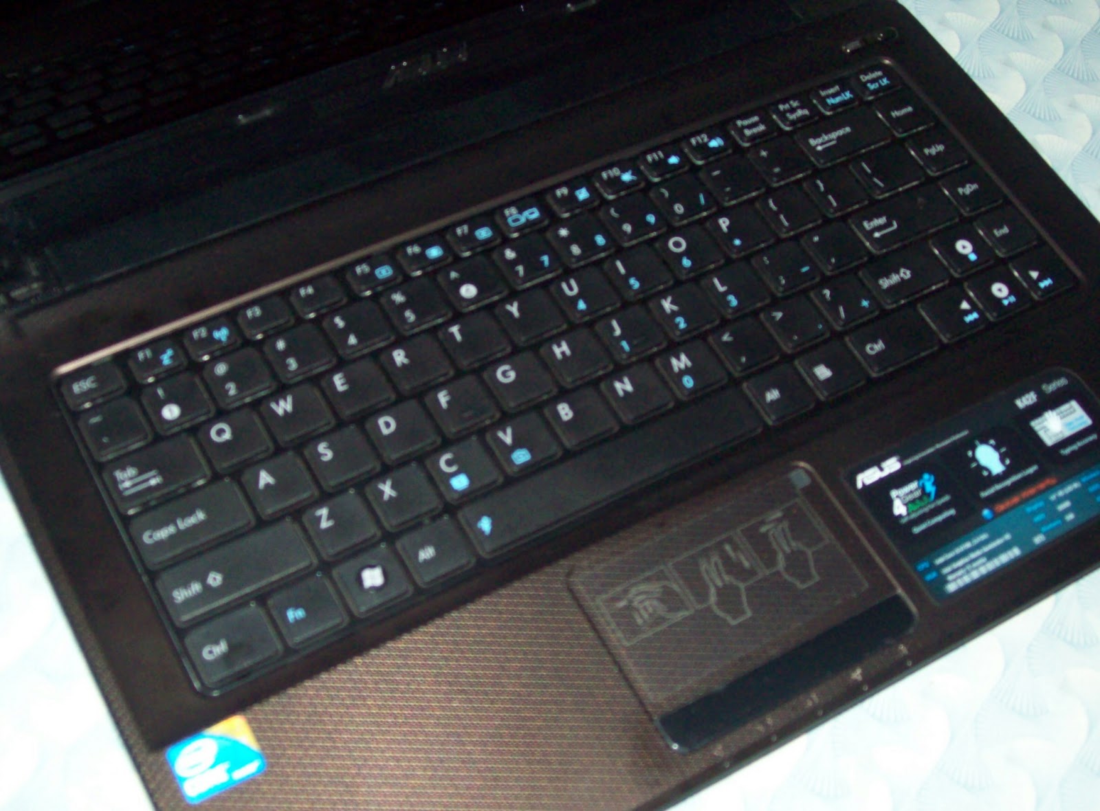 SOLUSI Cara Memperbaiki Tombol Keyboard